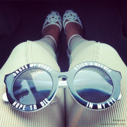 silkyminou:  aw I have these sunnies in white!