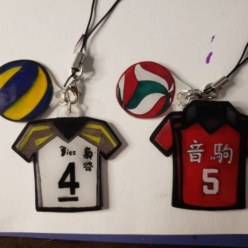 New #shrinkydink team Jerseys from #Haikyuu! I added a volleyball as a charm to go with them. :D if 