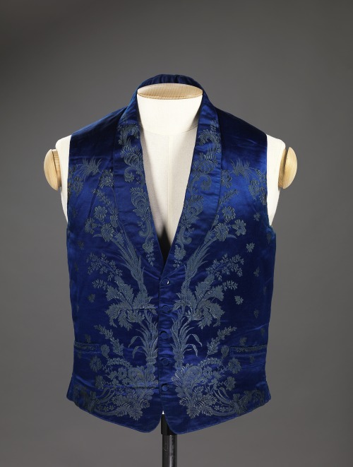 aneacostumes:Patterned male waistcoats from the 19th centuryPink: 1845-55, silk with velvet details 