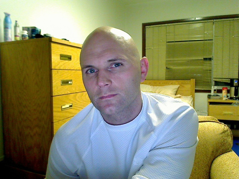 nexttoshit:  thecircumcisedmaleobsession:  36 year old straight Army guy from Austin,