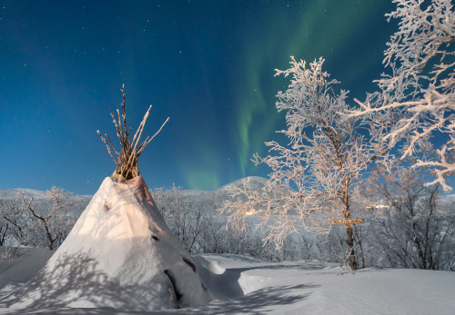 tiinatormanenphotography: Moonlight night few day ago.  Kilpisjärvi, Finland.  by Ti