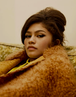 “As a black woman, as a light-skinned black woman,... : emmy winner zendaya