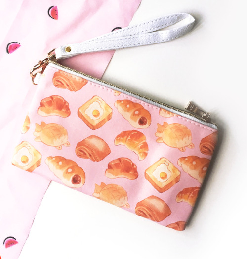 i made some really self indulgent bread pouches