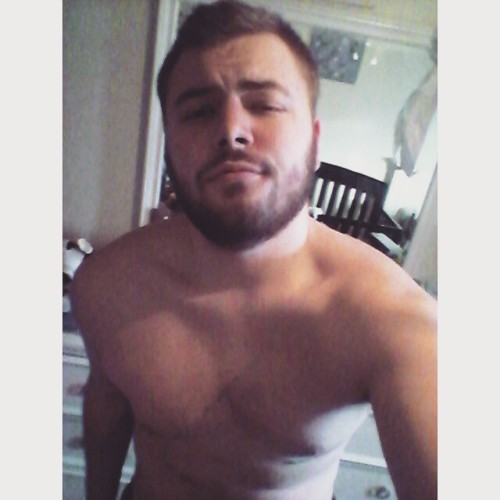 killtheocevns:  making sweet sticky love to my fist 