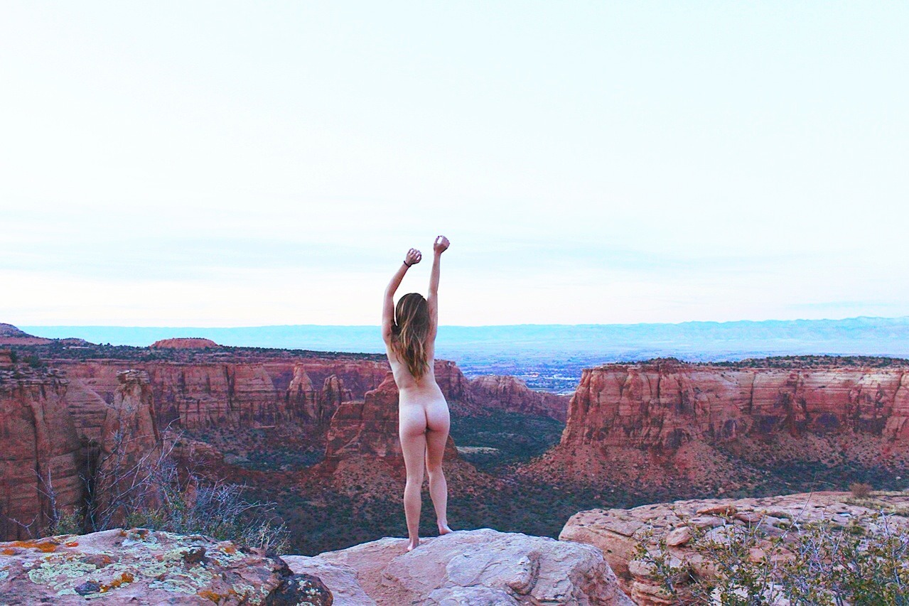 wood-nympho:  nakedview:  Red Rock High   Look at her cute little white tushi. 