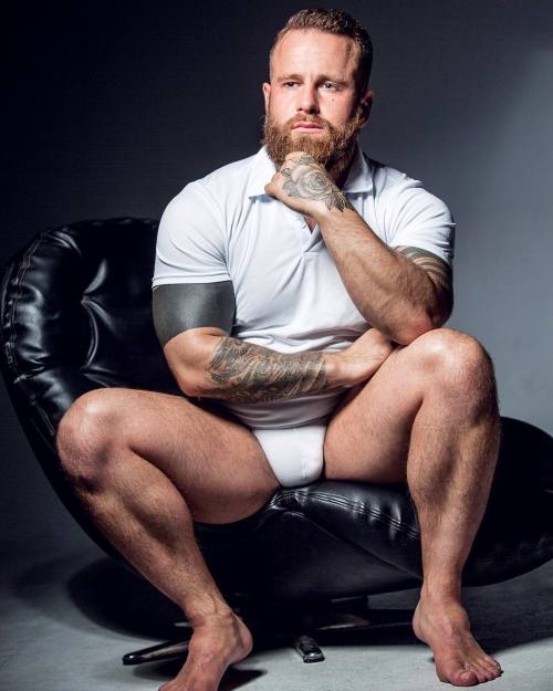 mydaddymen: Ben Brownmore?http://mydaddymen.tumblr.com/post/151580504746/ His Instagram @benjamin_fi