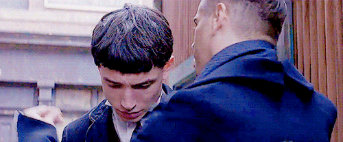 hardyness:Fantastic Beasts and Where to Find Them → Credence Barebone and Percival Graves:“There’s s