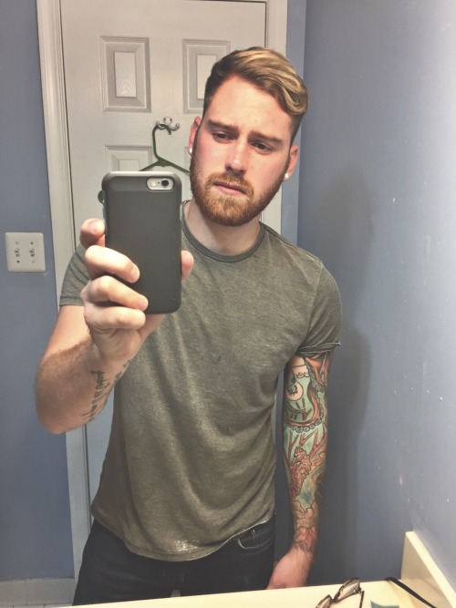 xoleprince:  rmick24:  Dear tumblr,  I’ve been sick all day  What have you guys been doing?  *notices white stuff on the bottom tip of your shirt*