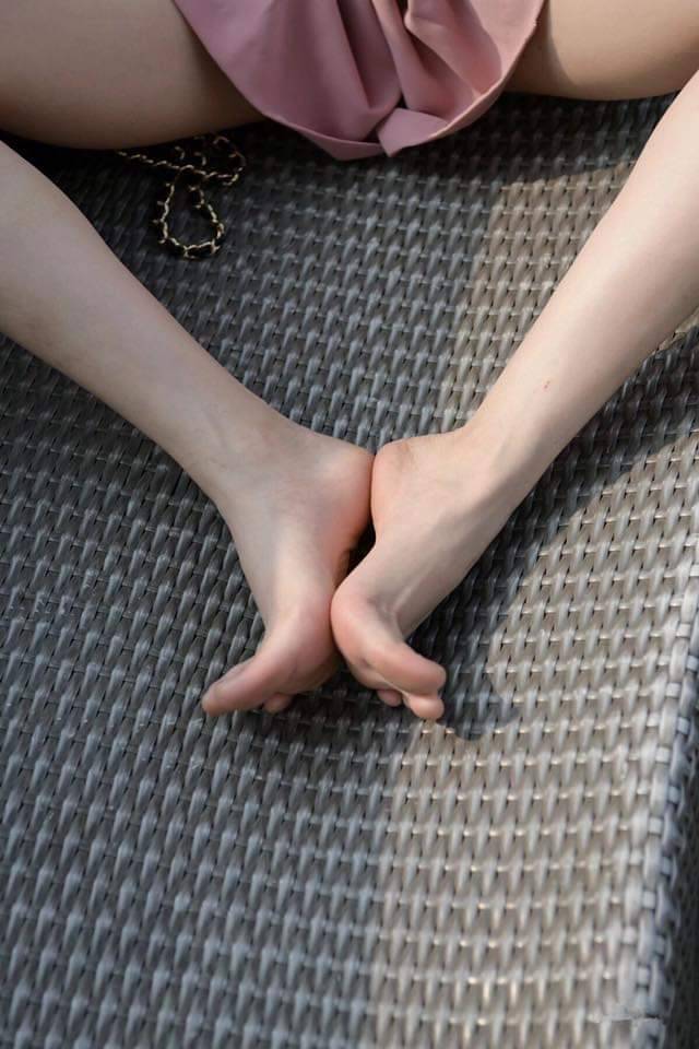 lovetoes1:  