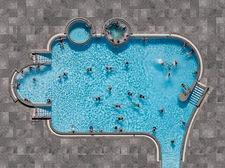 dystopiaherenow:  Some swimming pool art by Stephan Zirwes.