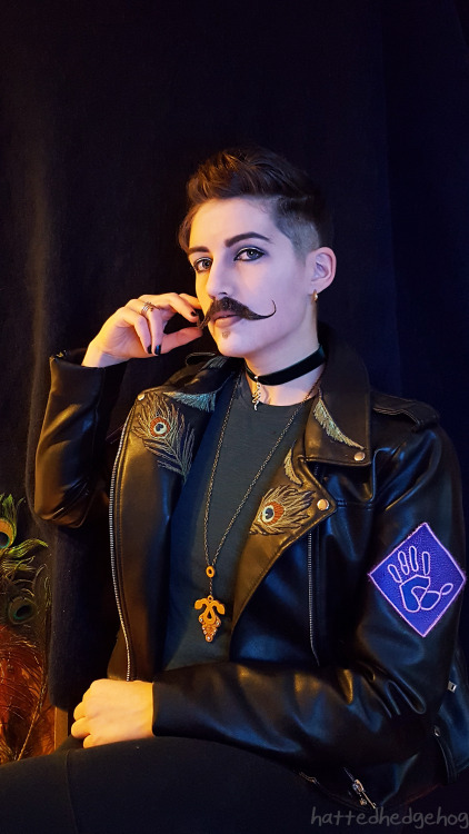 hattedhedgehog:Modern necromancer Dorian Pavus, at your service.Jacket embroidered by me.Choker by M