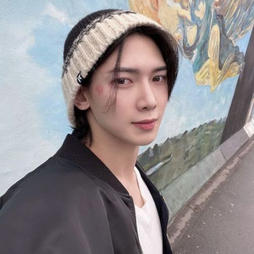 Daisy. - Kang Yeosang