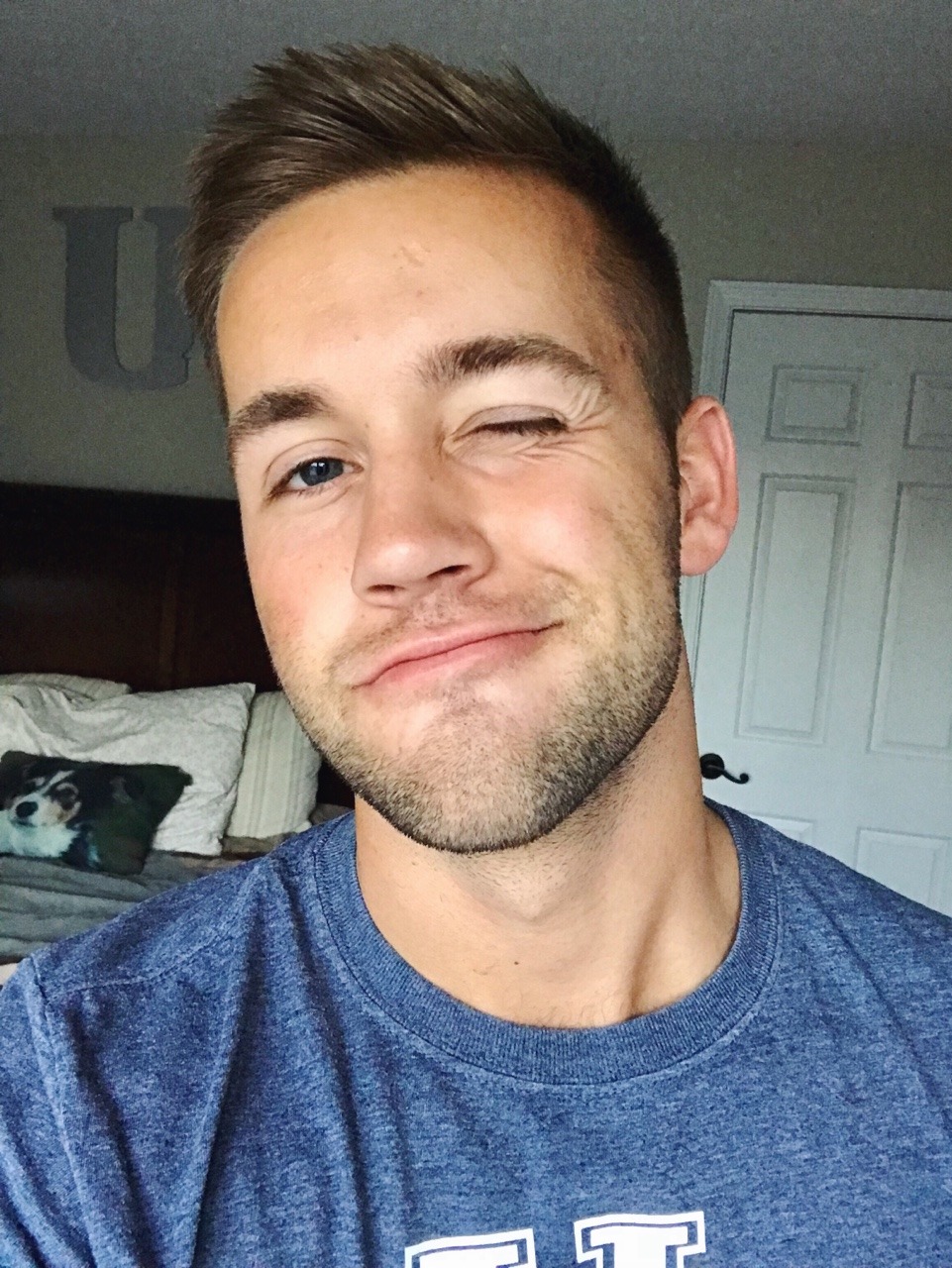 monobored: arcampbell94: When you no longer work for Disney so you can be scruffy