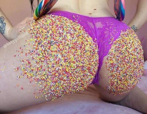 babygirl-blood: Today Daddy covered me in sprinkles and dressed me as a sugar nymph