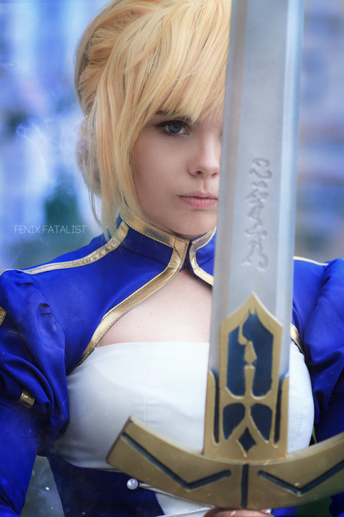 fenixfatalist:Fate: Grand Order Saber Cosplay by FENIX FATALISTBy the way, you may check my another 