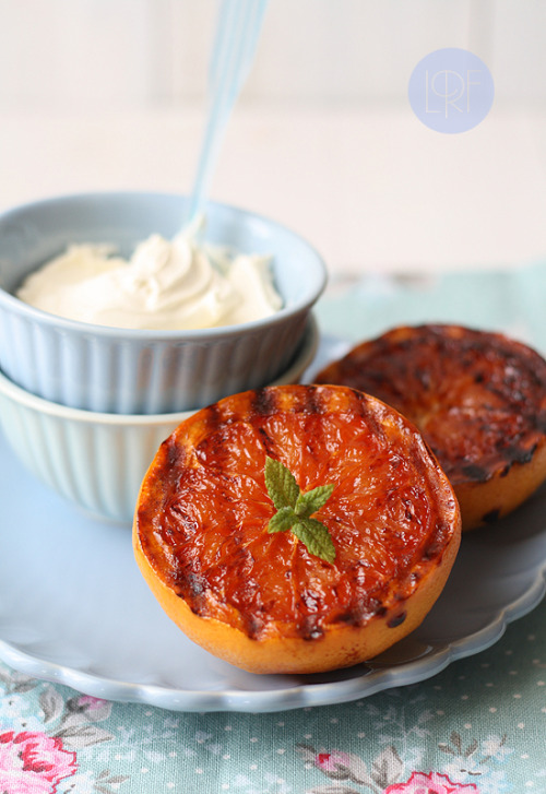 cake-stuff:  Yummy baking inspiration, cakes, cookies: http://cake-stuff.tumblr.com/