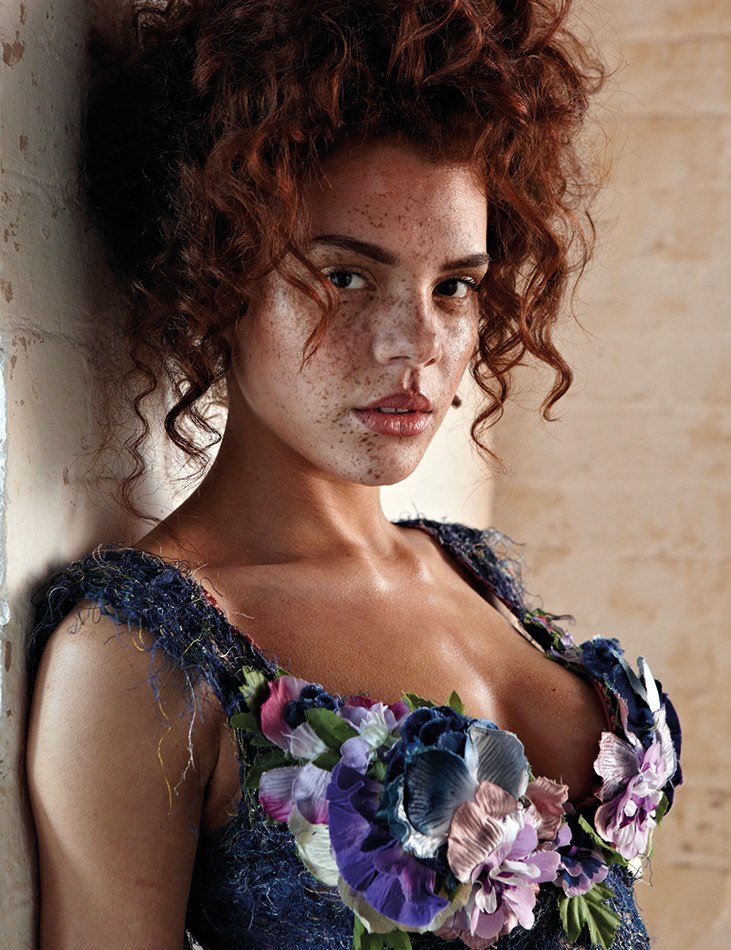 The Luscious Curlbombs.