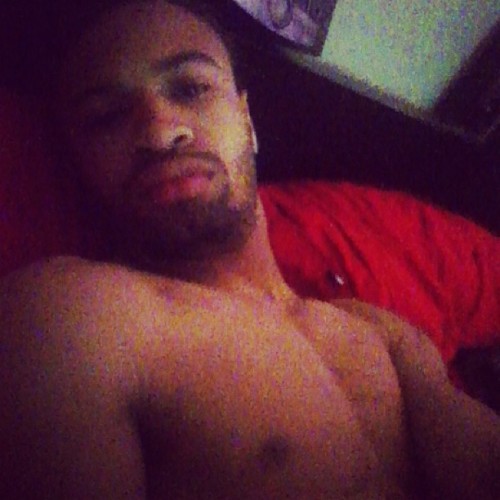 heroisalive:  Good morning, instaworld… How we lookin? #me #morning #shirtless #chest #muscles #rough #halfawake
