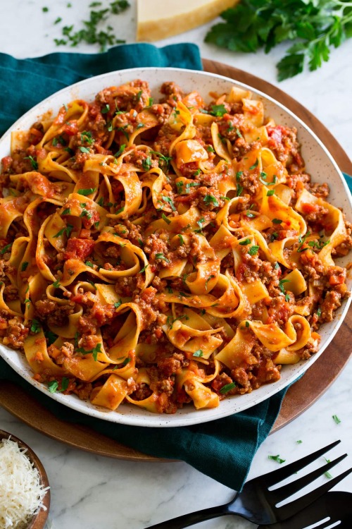 daily-deliciousness:Bolognese sauce