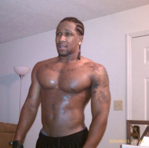 loveblkmen:  dcnupe:  🏆  He can get it