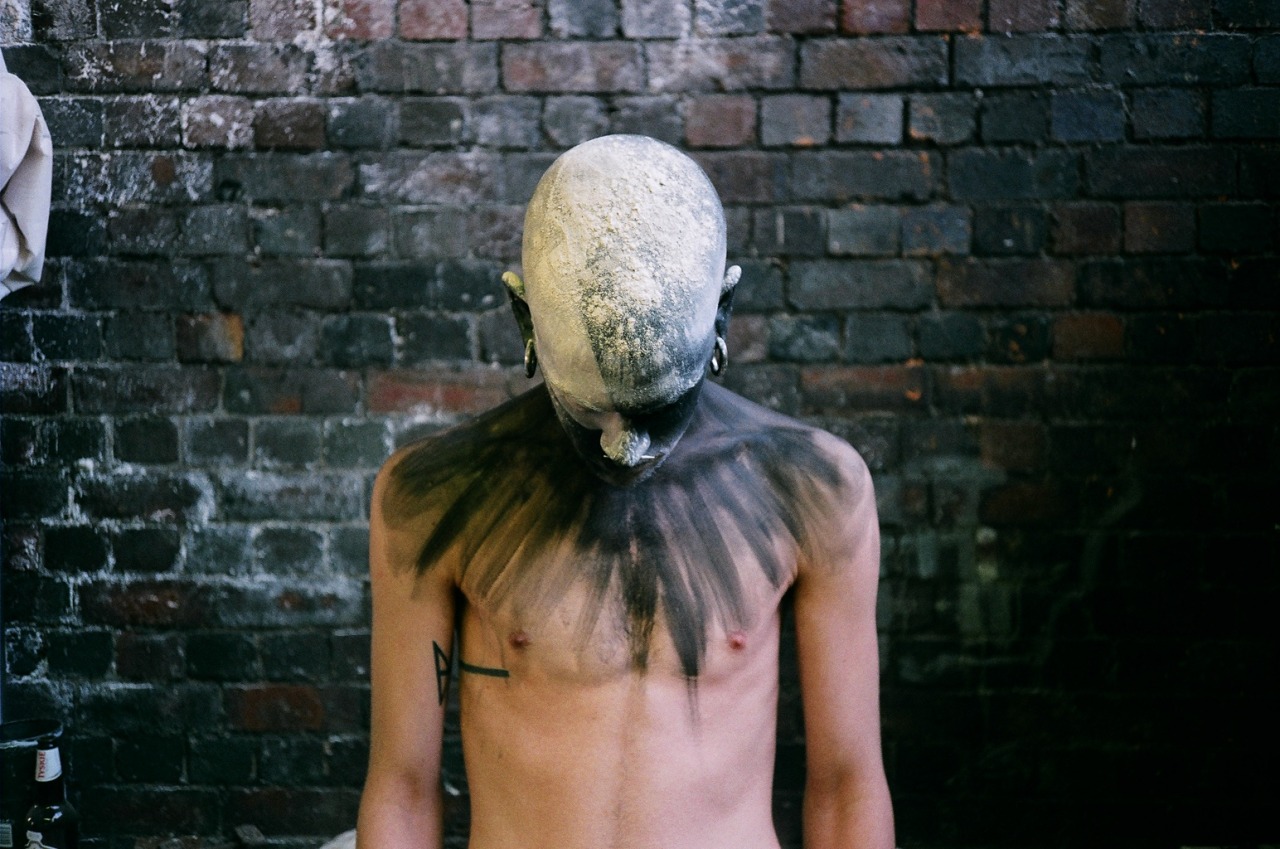 ohthentic:  hermespittakos:  ”I wanna burn the sky, I wanna burn the breeze”