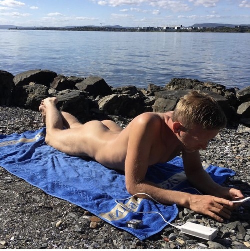 garm77sex: Me at the beach last summer.