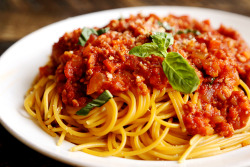im-horngry:  Vegan Spaghetti Bolognese -