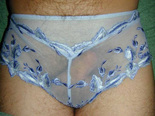http://menwearingpanties.tumblr.com/post/38816766230