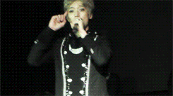 loveintokio: cute niel moments during lovefool in toronto ♥(ˆ⌣ˆԅ)