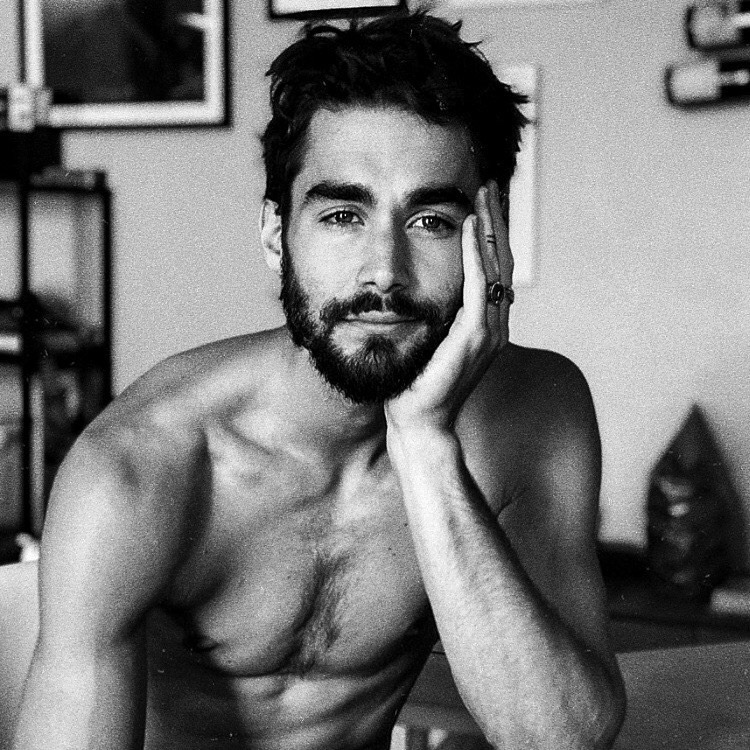 Voir un profil - Eros Arnault Tumblr_pcwhplhpbQ1xqsj5bo1_1280