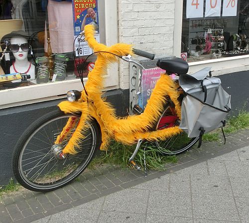 bicycle-amsterdam:  Fake fur bicycle. Eastern part of Amsterdam.