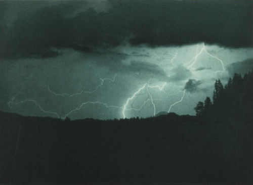 dame-de-pique: Josef Maria Eder - Night thunderstorm in Kitzbühel, 1907
