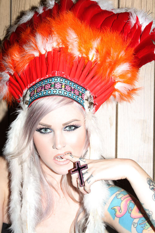 alt-dolls:  Alternative girl http://alt-dolls.tumblr.com/