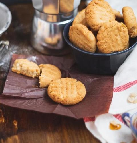 Easy Peanut Butter Cookies