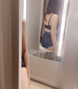 jessicaiswet:  Changing room photos that