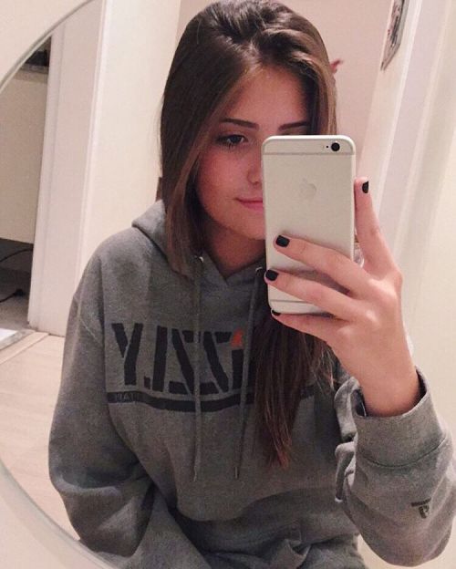 http://streetgrl.tumblr.com/post/155966061472