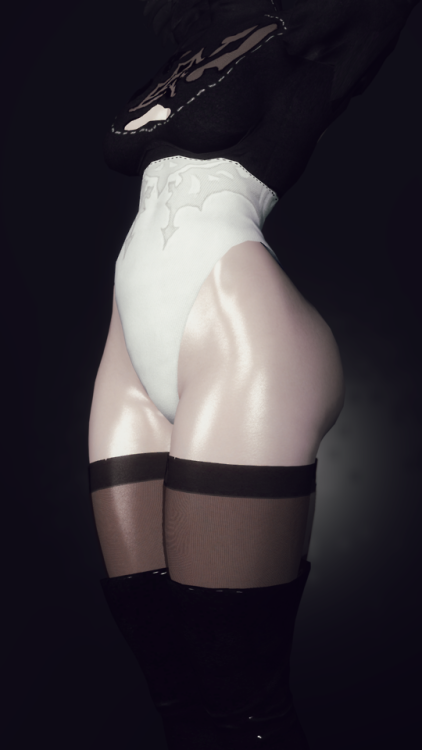 6QX on 2B’s outfit with Pandas2B bodyslide–higher res for first image––higher res 