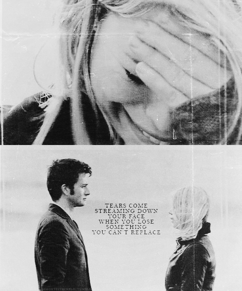 leamonteithchele:  And I suppose, if this is the last chance I have to say it, Rose Tyler I-…