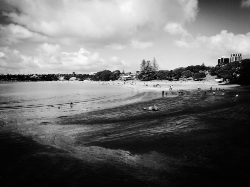 aratrikag05: Takapuna beach, Auckland. I had a field trip where we visited four volcanoes in the Auc