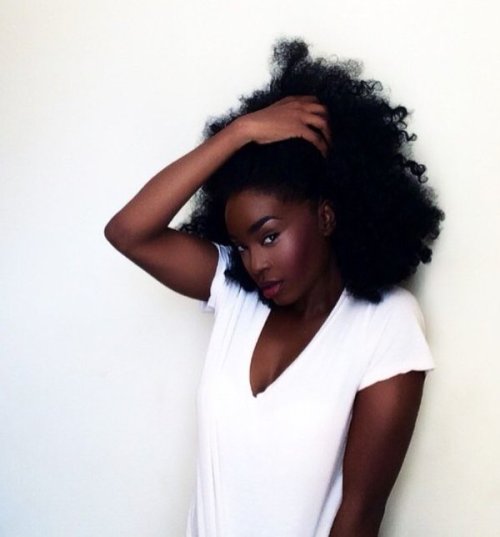 the-perks-of-being-black: #IWillNotApologizeForBeingDarkSkin AGHHH you are all so beautiful