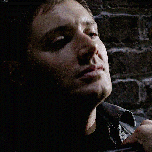 acecroft:  Dean Winchester in SUPERNATURAL 3.10 ‘Dream a Little Dream of Me’