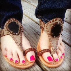 ohmandy56:  #sandals #pinktoes #feet #footfetish