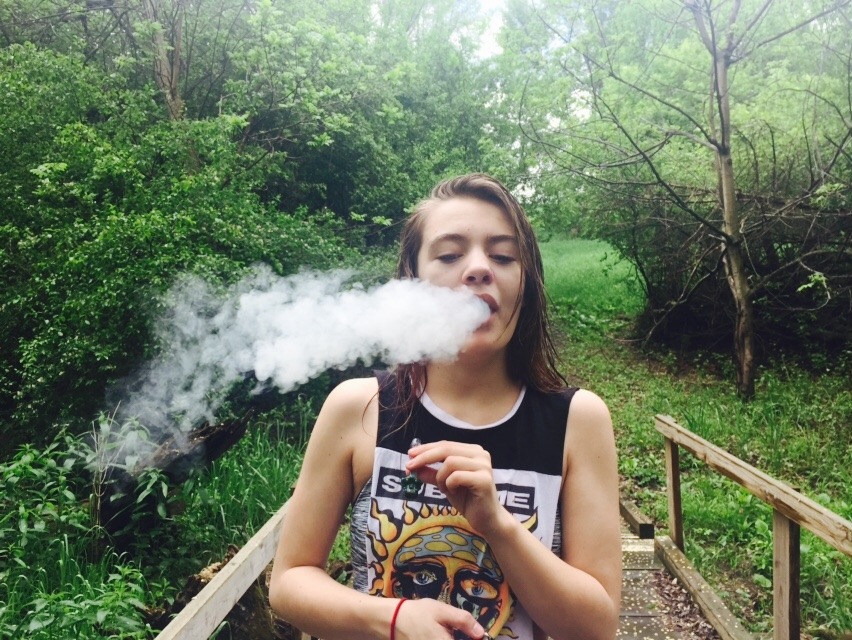 just-p4ss-me-the-b0ng:  it started raining right before this lol