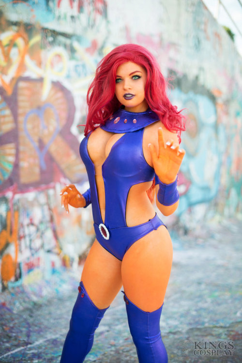queens-of-cosplay:  StarfireCosplayer:   Oki-Cospi  Photographer:   Kings Cosplay  