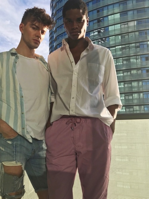 fuckyeahgaycouples:  Brent & Tay  www.instagram.com/_brentwilliams  www.instagram.com/tay.b.b