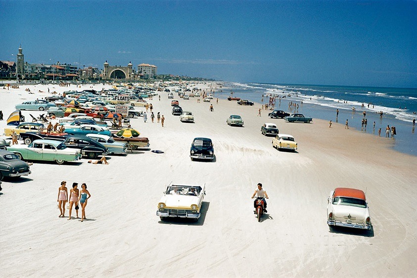 smoky-sumis-cafe:  Dream Beach 