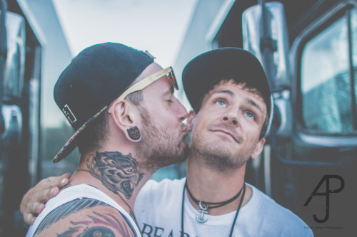 ajamesphoto:  The bromance is real with these two || Alex Koehler//Chelsea Grin || Garret Rapp//The Color Morale || Pittsburgh Warped Tour FacebookWebsiteInstagram 