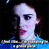 jaebeomshi:  TEEN WOLF MEME: 3 non-werewolves [3/3]↳ Lydia Martin.      