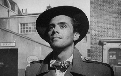 drkbogarde: Dirk Bogarde in The Woman in Question (1950) dir. Anthony Asquith