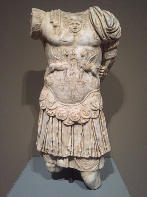 romeneverfell: Statue of an emperor, 1st - early 2nd c CE.